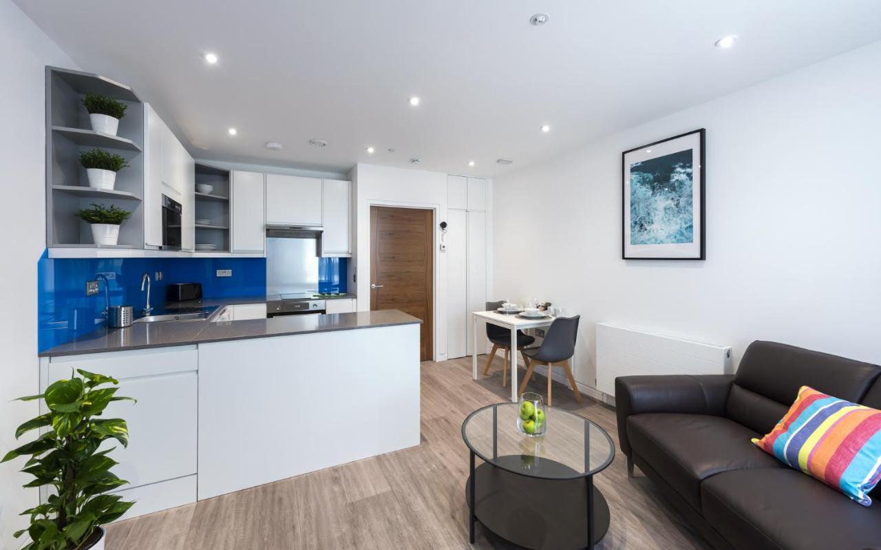 Apartrooms Aberdeen Portlethen ภายนอก รูปภาพ